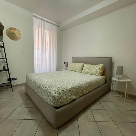Casa Celeste, Bilocale Nel Pieno Centro Di Αλάσιο Εξωτερικό φωτογραφία